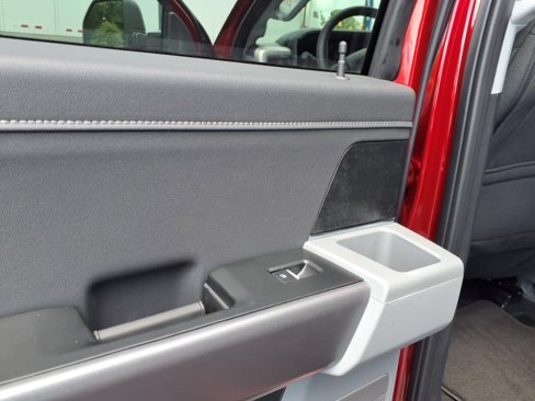 New 2025 Ford F250 XLT w/ Black Appearance Package image 7
