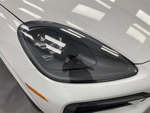 Used 2021 Porsche Cayenne image 10