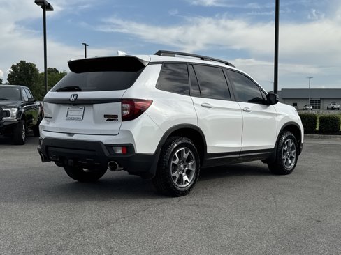 Certified 2023 Honda Passport TrailSport image 5