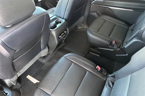 New 2026 Chevrolet Traverse LT w/ Driver Confidence Package image 10