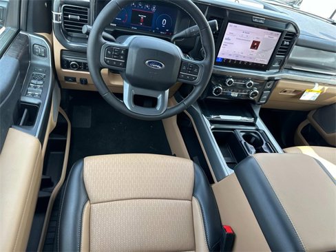 New 2025 Ford F250 Lariat w/ Lariat Ultimate Package image 16