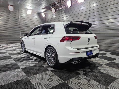 Used 2024 Volkswagen Golf R image 7