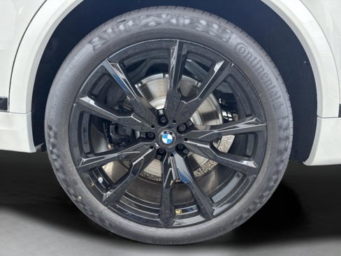 New 2026 BMW X7 xDrive40i w/ M Sport Package image 8