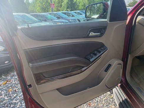 Used 2017 Chevrolet Tahoe LT image 9