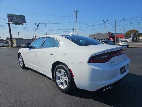 Used 2023 Dodge Charger SXT image 5