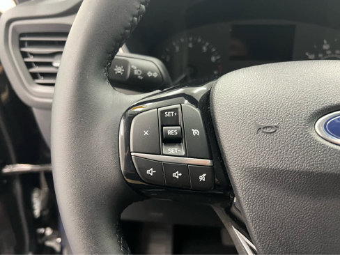 Used 2022 Ford Escape SE w/ SE Sport Appearance Package image 21