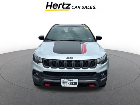 Used 2025 Jeep Compass Trailhawk w/ Trailer Tow Group image 2