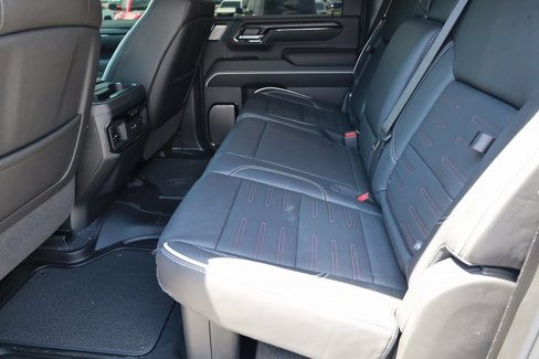 Used 2025 GMC Sierra 2500 AT4X image 23