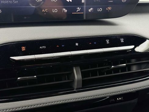New 2026 Buick Enclave Sport Touring w/ Power Package image 7