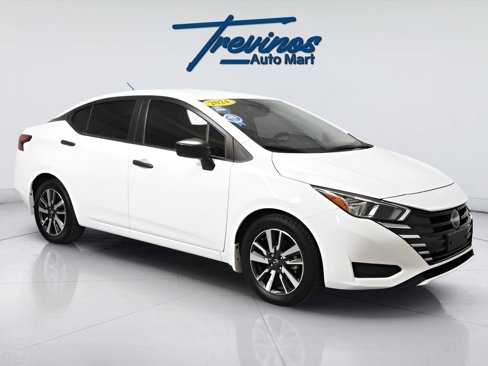 Used 2024 Nissan Versa S w/ S Plus Package image 1