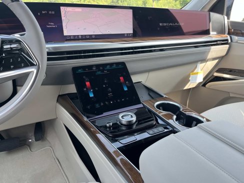 New 2025 Cadillac Escalade Sport Platinum image 15