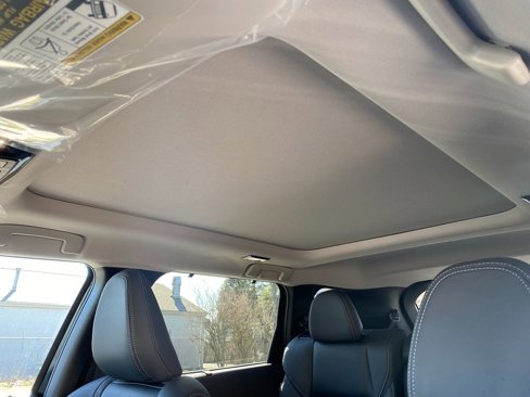 New 2025 Mitsubishi Outlander SEL image 24