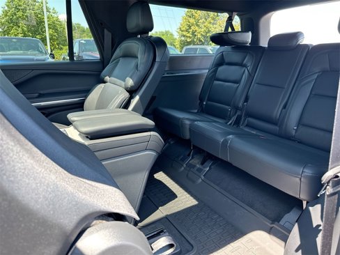 New 2025 Lincoln Navigator L Reserve w/ Jet Appearance Package image 24