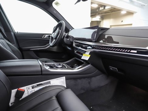 New 2026 BMW X5 M60i image 31