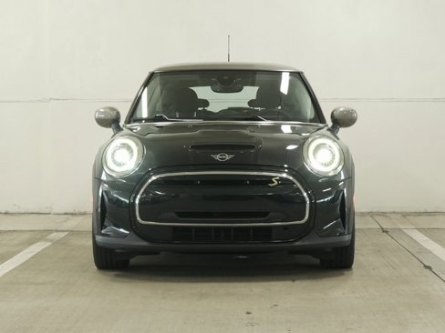 Certified 2024 MINI Cooper SE image 2