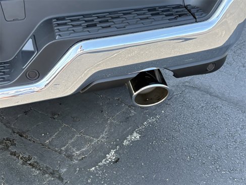 New 2026 RAM 1500 4x4 Crew Cab image 12
