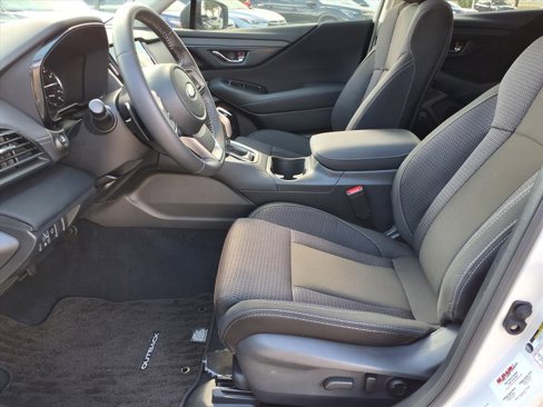Certified 2025 Subaru Outback Premium image 4
