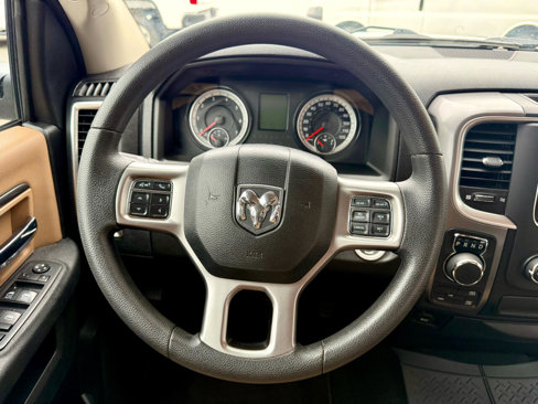 Used 2021 RAM 1500 Classic SLT image 30