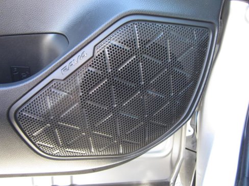 Used 2019 Toyota RAV4 XLE Premium image 23