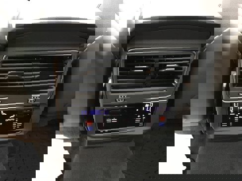 New 2025 Audi Q8 Premium Plus image 18