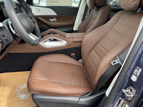 New 2026 Mercedes-Benz GLS 450 4MATIC image 18