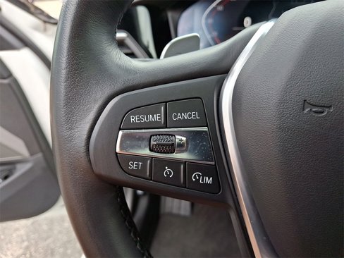 Used 2021 BMW 330i xDrive Sedan w/ Premium Package image 17