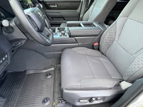 New 2026 Toyota Tundra SR5 image 8