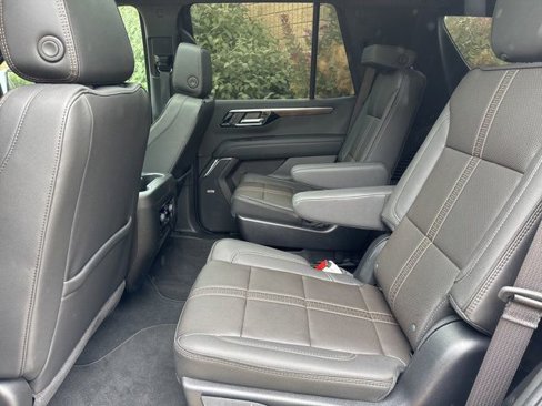Used 2025 Chevrolet Tahoe High Country w/ Sun And Tow Package image 15