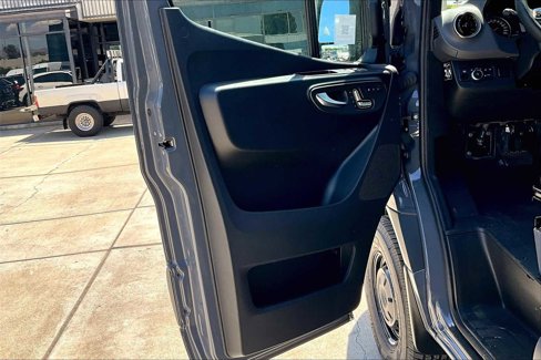 New 2025 Mercedes-Benz Sprinter 2500 image 10