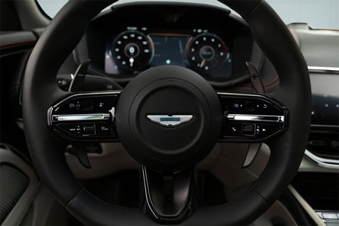 New 2025 Aston Martin DBX 707 image 37