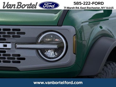 New 2025 Ford Bronco Badlands image 48