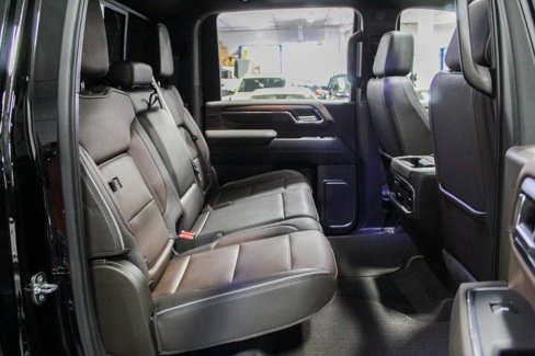Used 2024 GMC Sierra 2500 Denali w/ Denali Reserve Package image 19