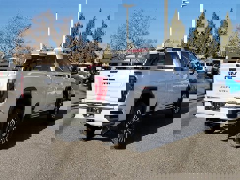 New 2025 GMC Sierra 3500 Denali Ultimate image 11