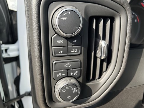 New 2026 Chevrolet Silverado 1500 Custom image 30