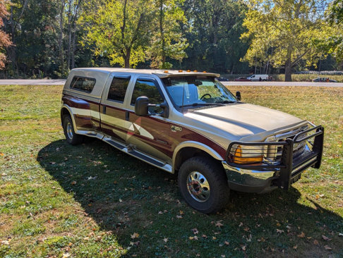 Used 2000 Ford F350 Lariat image 9