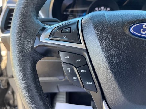 Used 2024 Ford Edge SEL image 28