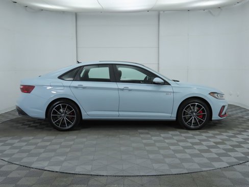 New 2025 Volkswagen Jetta GLI Autobahn image 4