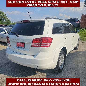 Used 2017 Dodge Journey SE image 4