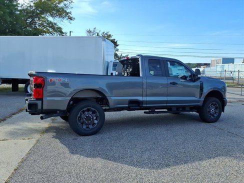 New 2026 Ford F350 4x4 SuperCab Super Duty image 12
