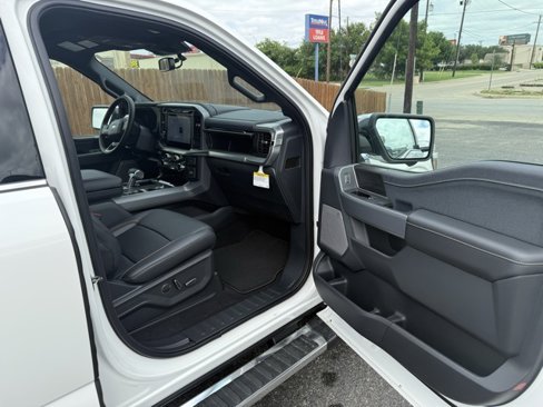New 2025 Ford F150 Lariat w/ Equipment Group 502A High image 9