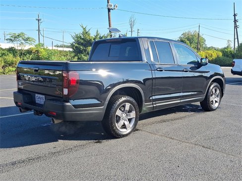 Certified 2025 Honda Ridgeline TrailSport image 6