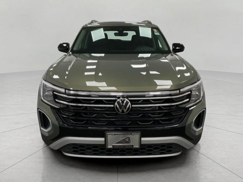 New 2026 Volkswagen Atlas Peak Edition image 11