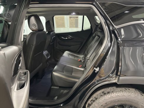 Certified 2024 GMC Terrain AT4 w/ Infotainment Package II image 16