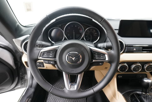 Used 2024 MAZDA MX-5 Miata RF Grand Touring image 16