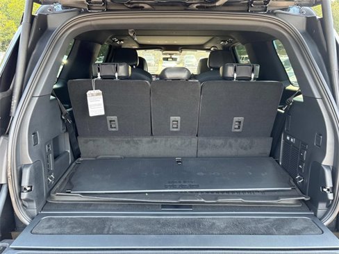 New 2025 Lincoln Navigator Reserve w/ Jet Appearance Package image 12