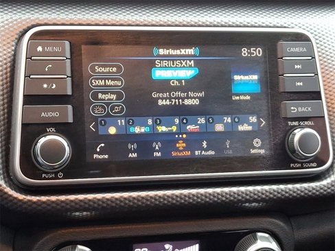 Used 2020 Nissan Kicks SV image 16