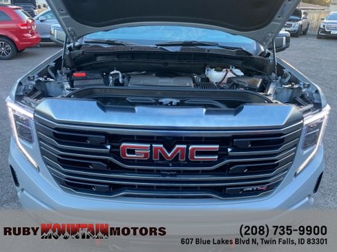 Used 2024 GMC Sierra 1500 AT4 w/ Technology Package image 2