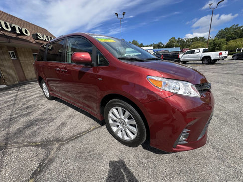 Used 2019 Toyota Sienna AWD image 22