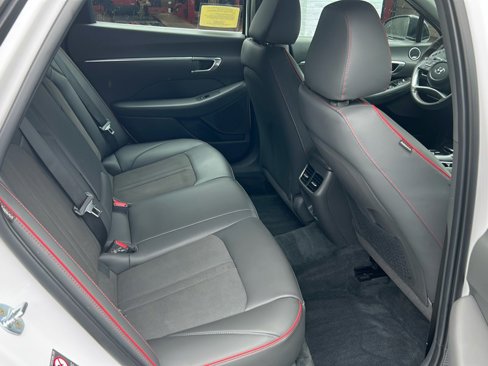 Used 2023 Hyundai Sonata SEL Plus image 11