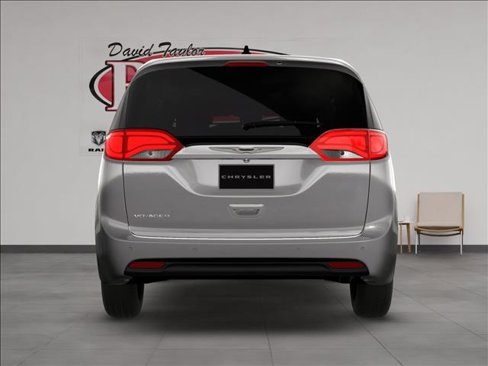 New 2026 Chrysler Voyager LX image 10